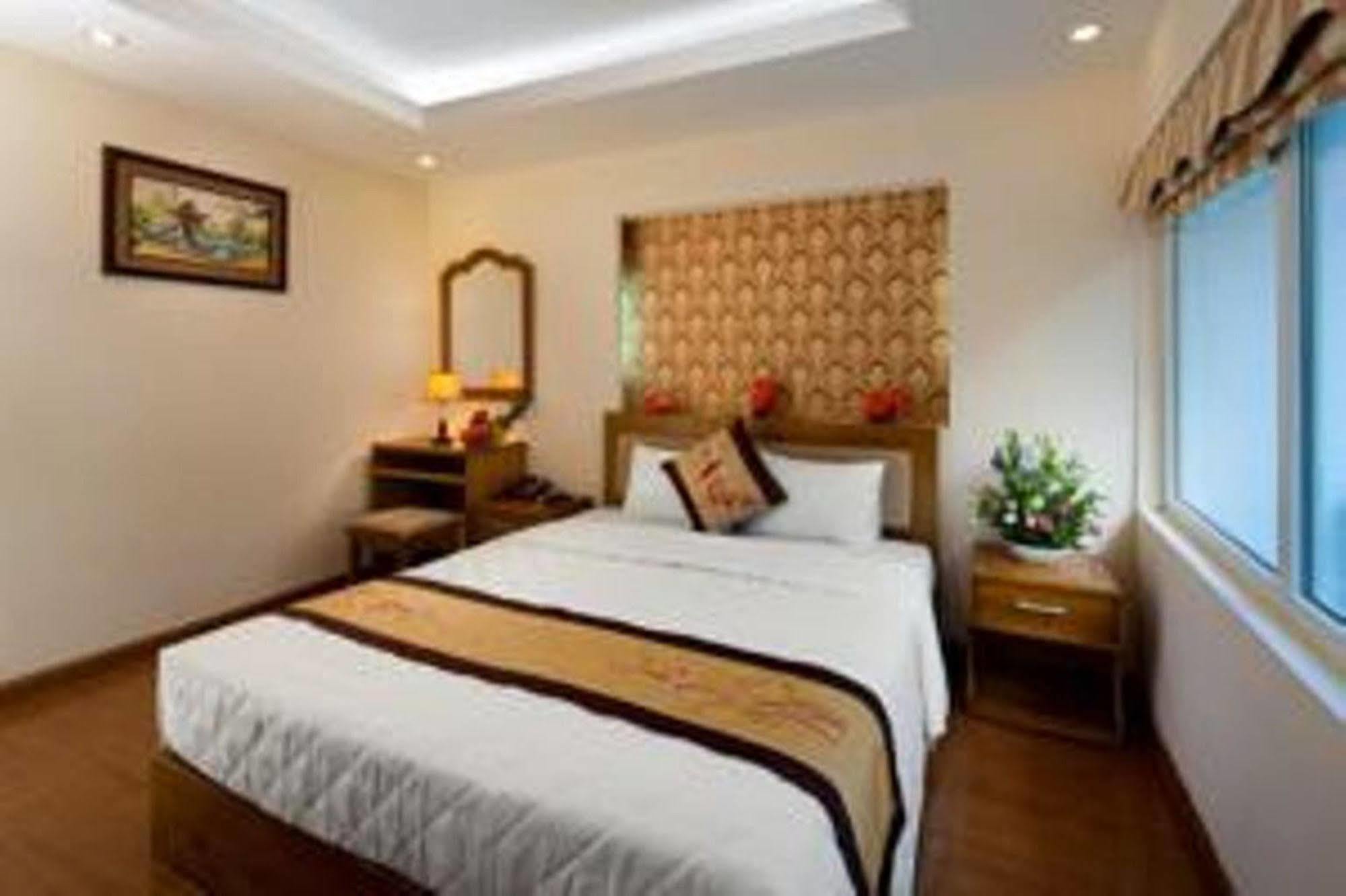 Lam Bao Long Hotel Hue Exterior foto